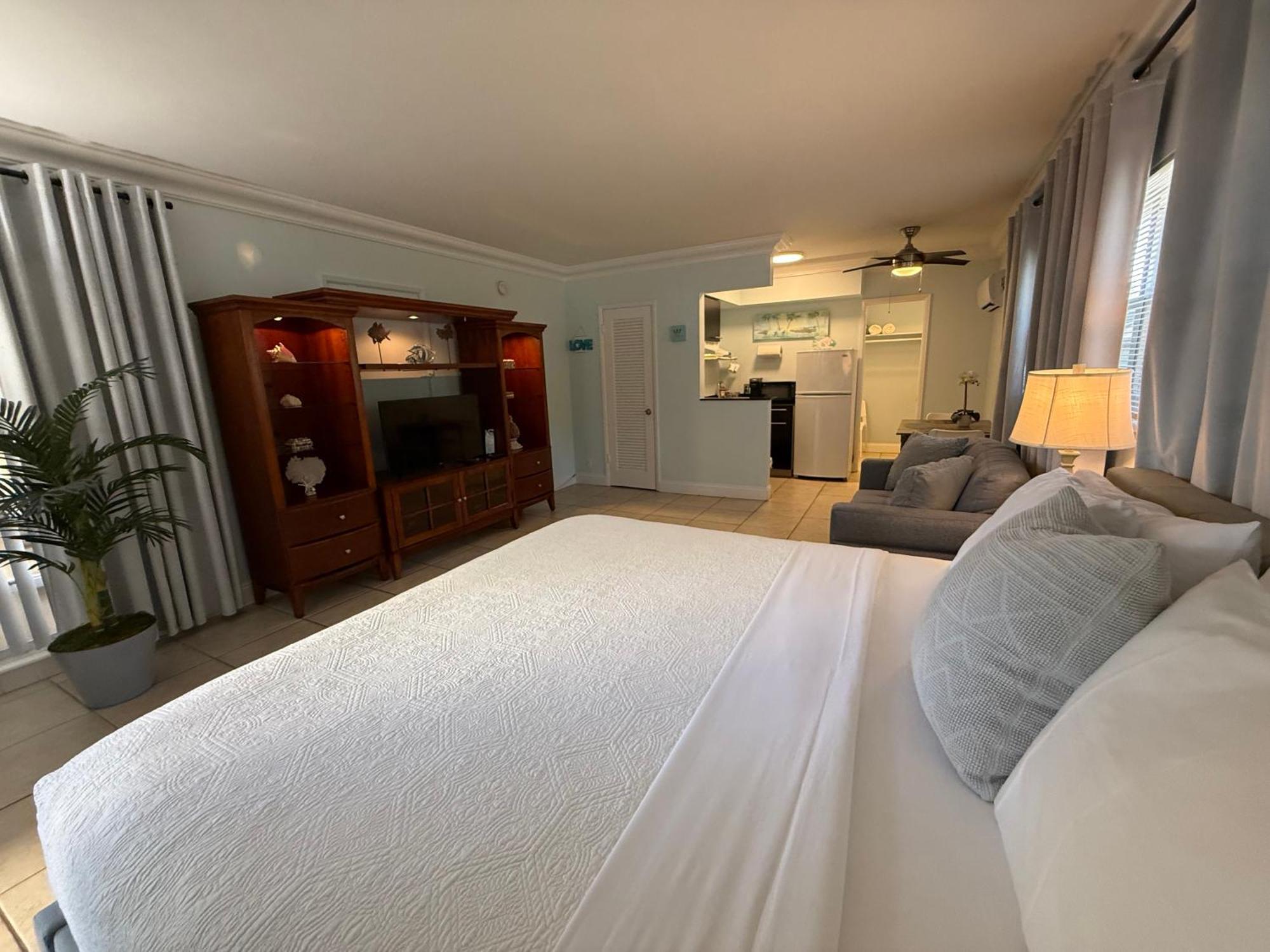 Beach Aqualina Apartments 포트 로더데일 외부 사진